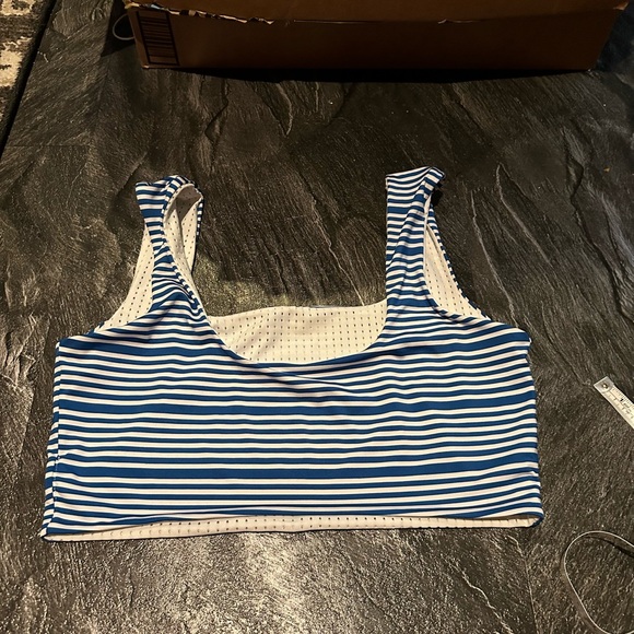 Nike Reversible bikini top - Picture 8 of 9
